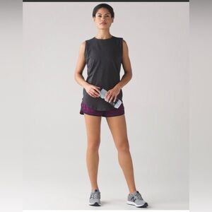 Lululemon Speed Short (2 1/2")
Life Lines Polar Pink Black / Black